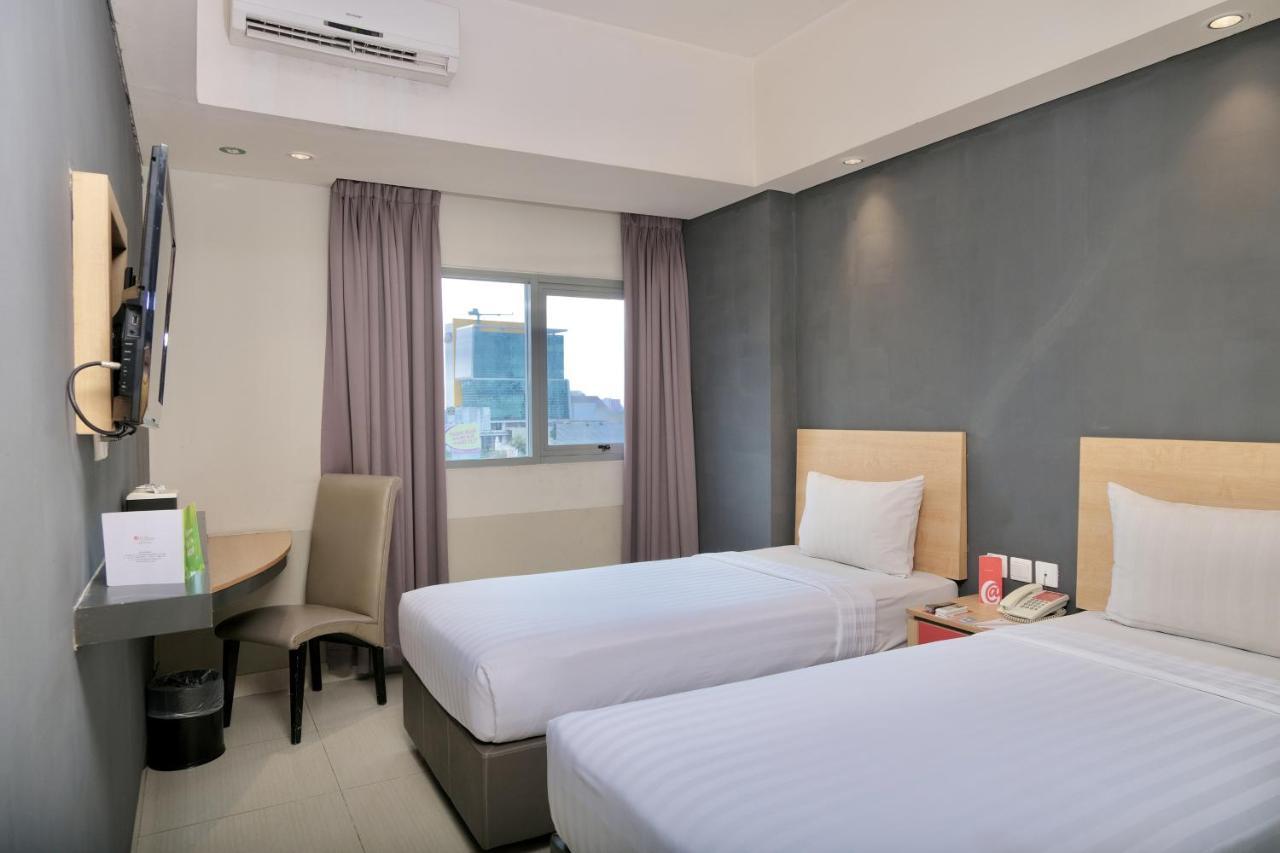 @Hom Semarang Simpang Lima Hotel Exterior photo